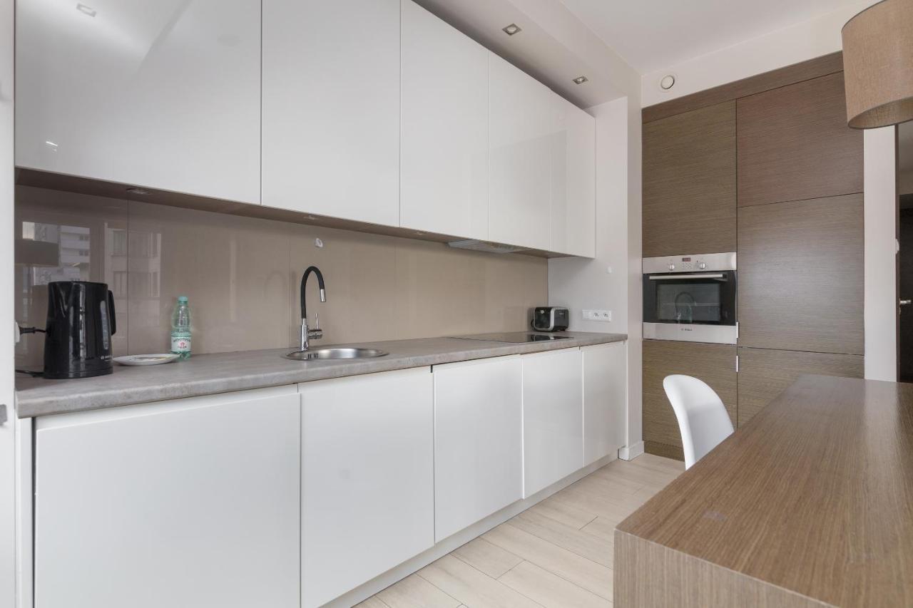 Grzybowska Platinum Apartment Tower A Varşova Dış mekan fotoğraf