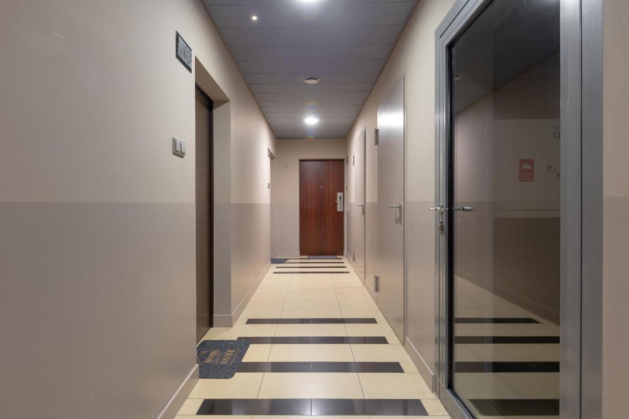 Grzybowska Platinum Apartment Tower A Varşova Dış mekan fotoğraf